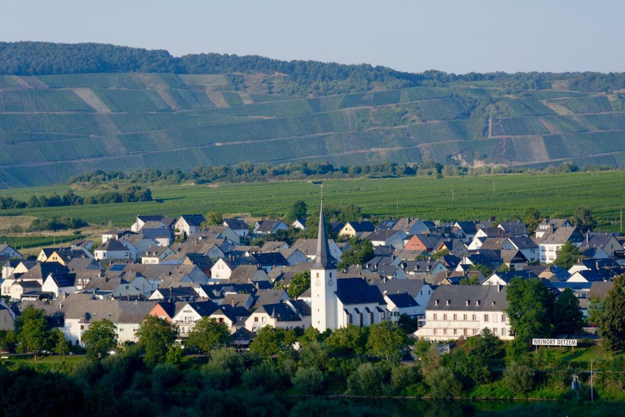 Gastehaus Hoffmann Bed & Breakfast Farschweiler Eksteriør bilde