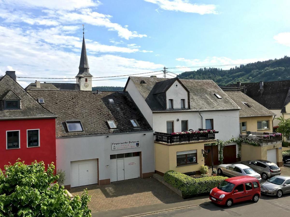 Gaestehaus Hoffmann Farschweiler Eksteriør bilde